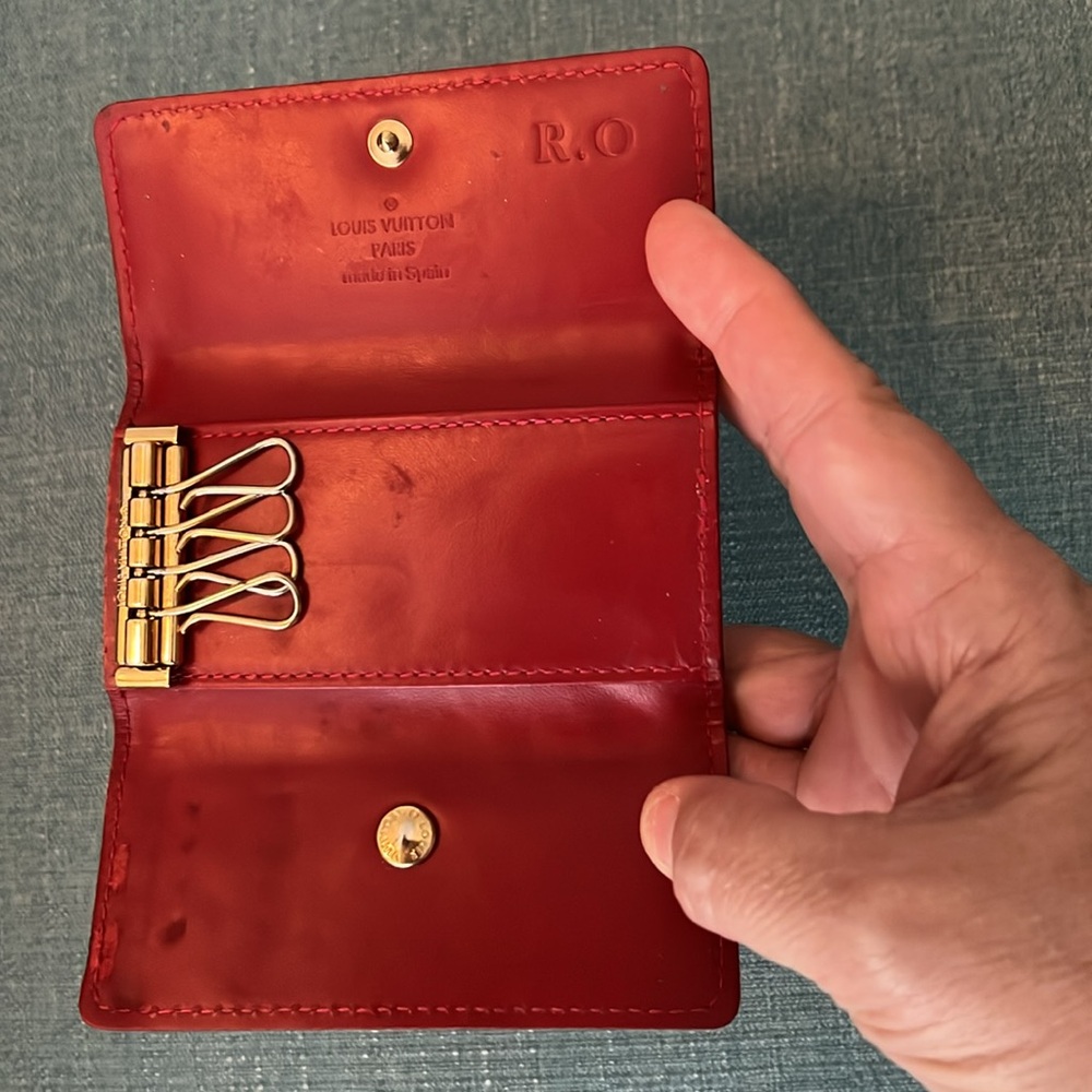 Louis Vuitton Red Vernis Key Holder, EUC - Picture 6 of 11